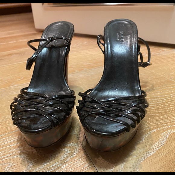 Gucci Tortoise Platform Sandal / Heel - Picture 5 of 7